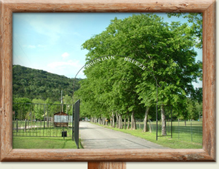Mountain Breeze Camp on the Guadalupe River